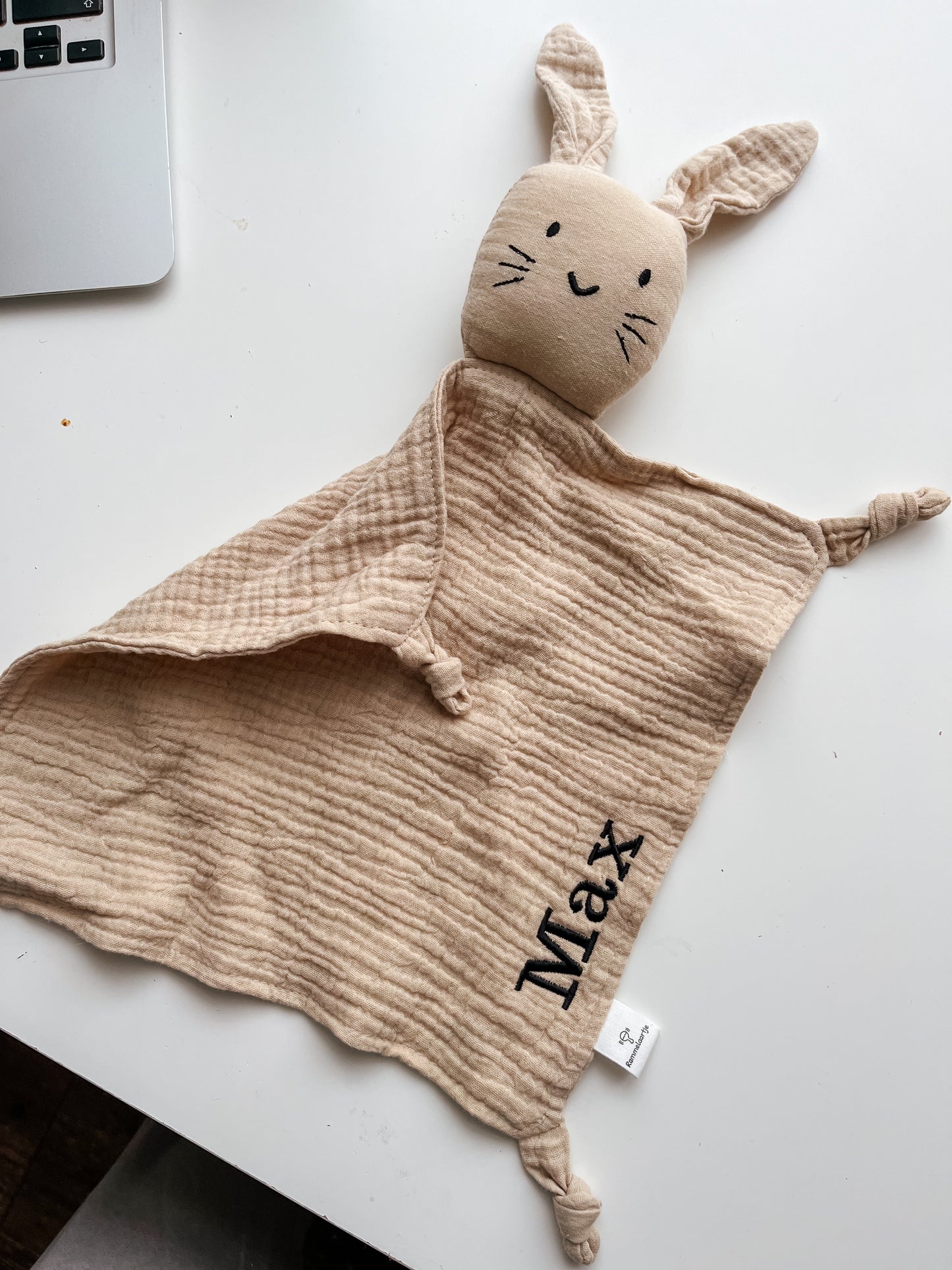 Voorbeeld knuffel konijn ‘Max’