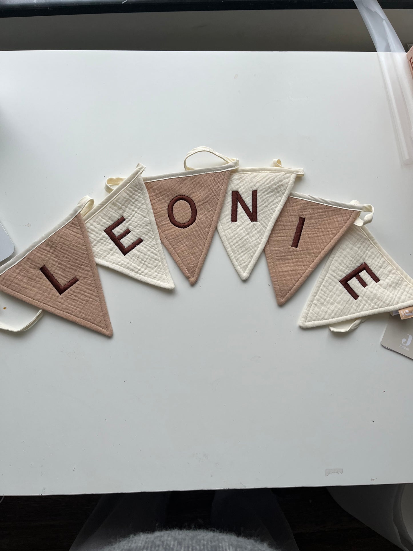 Voorbeeld vlaggenlijn ‘Leonie’