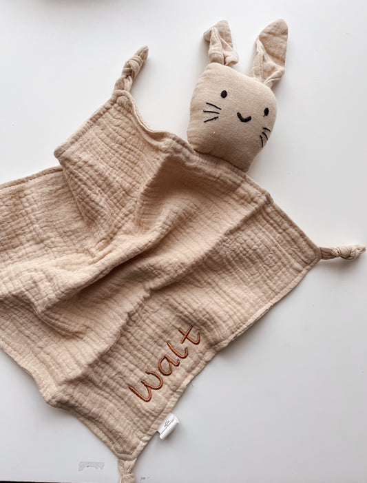 Knuffel konijn beige • Rammelaartje