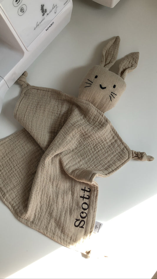 Knuffel konijn beige • Rammelaartje