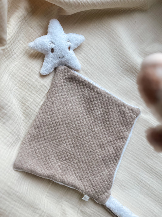 Doudou Little Star Beige • Living Nature